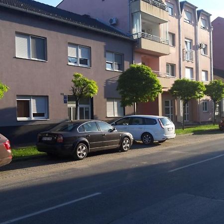 Apartment Eurho Osijek Eksteriør billede