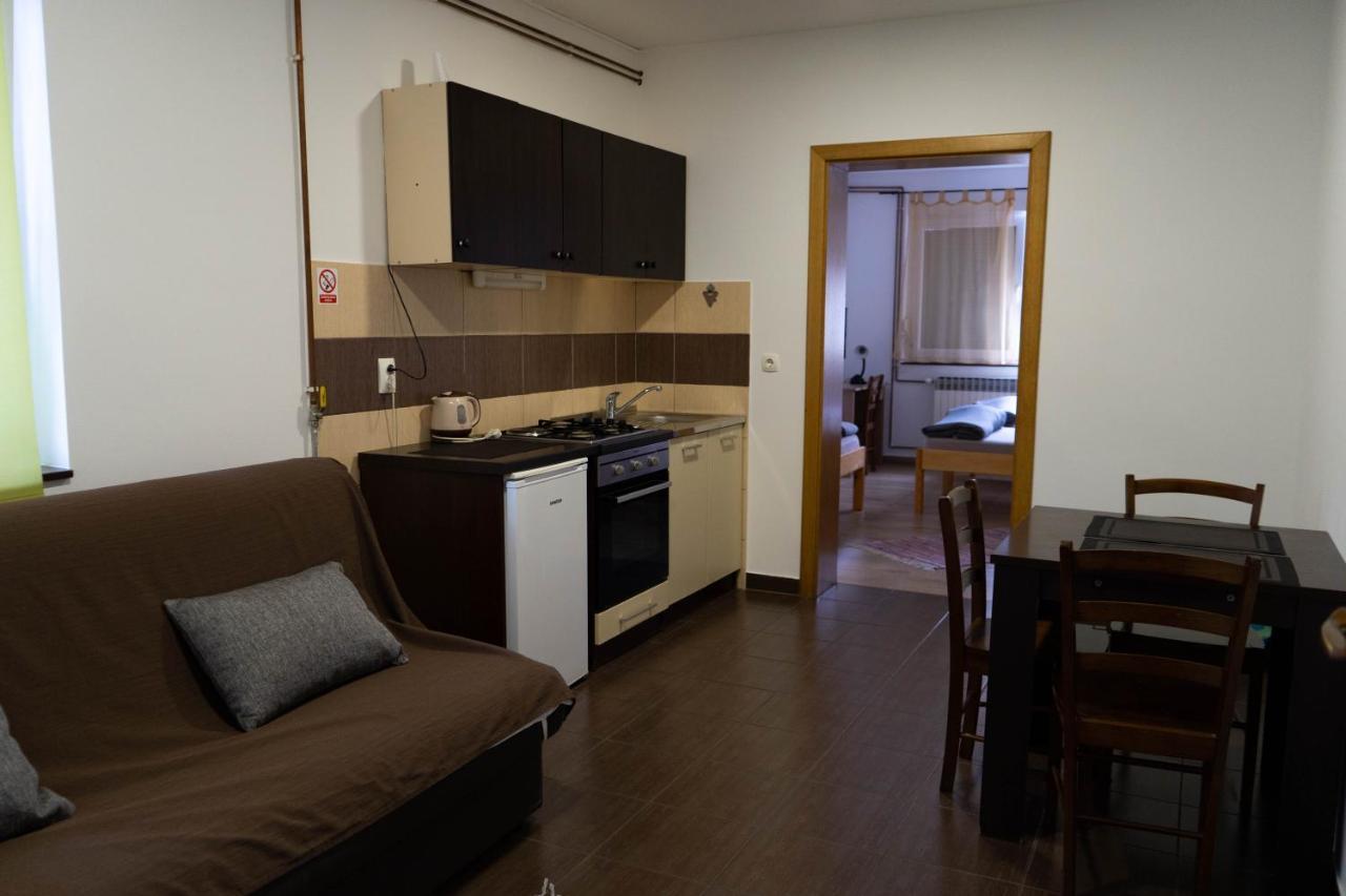 Apartment Eurho Osijek Eksteriør billede