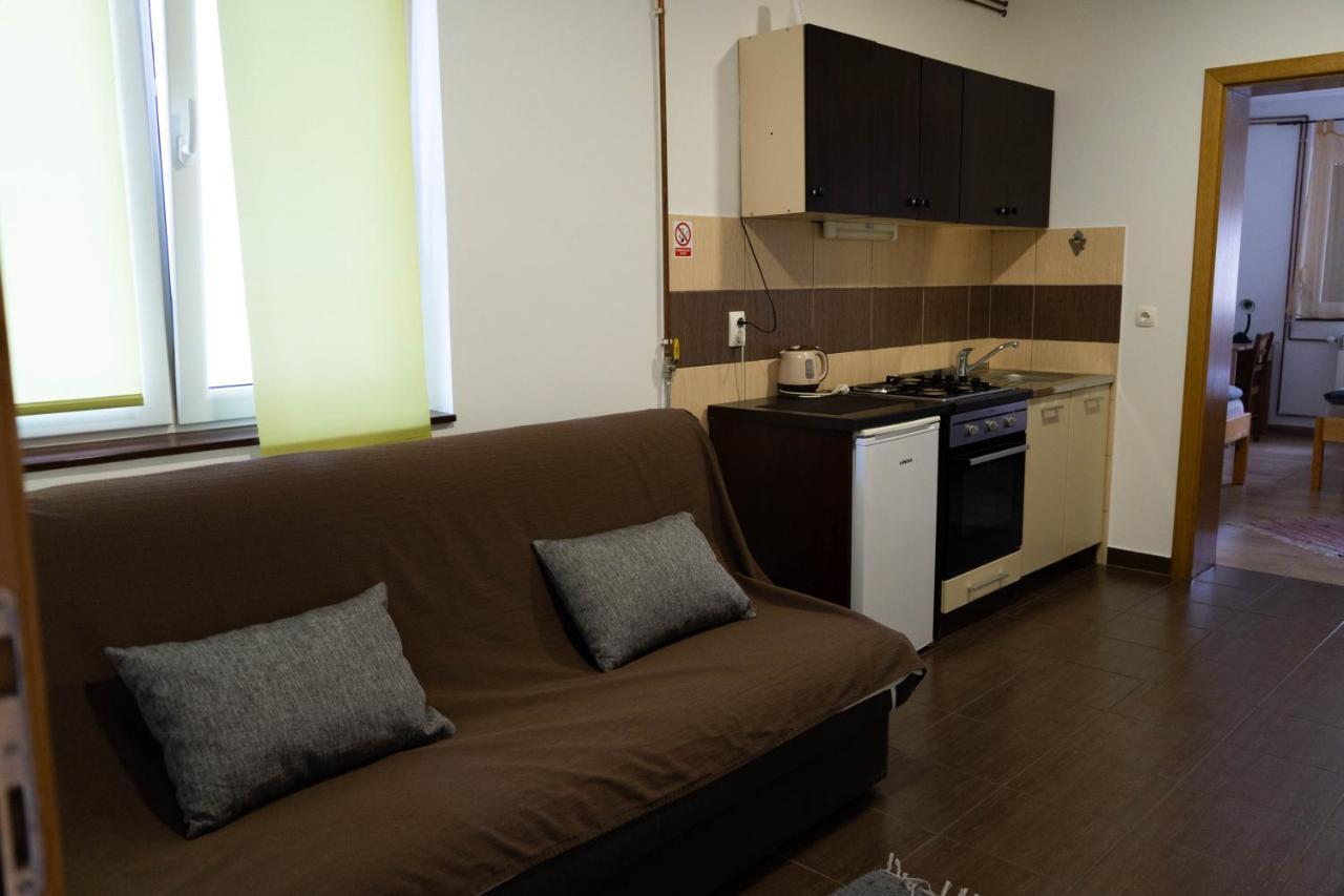 Apartment Eurho Osijek Eksteriør billede
