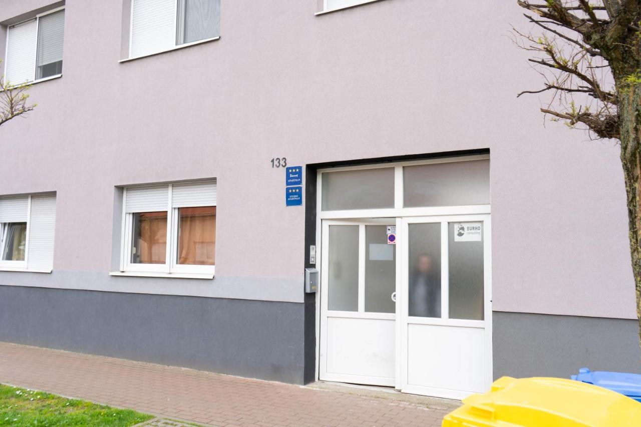 Apartment Eurho Osijek Eksteriør billede