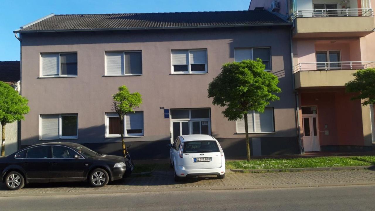 Apartment Eurho Osijek Eksteriør billede